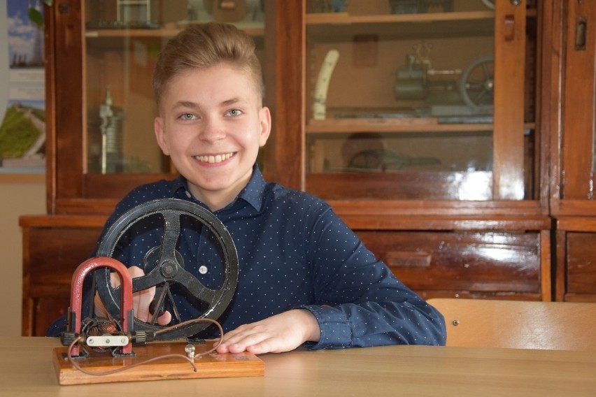 Krzysztof Duś ze szkoły w Mircu zdobył 4 tytuły laureata konkursów szkół podstawowych. To absolutny rekord w województwie 