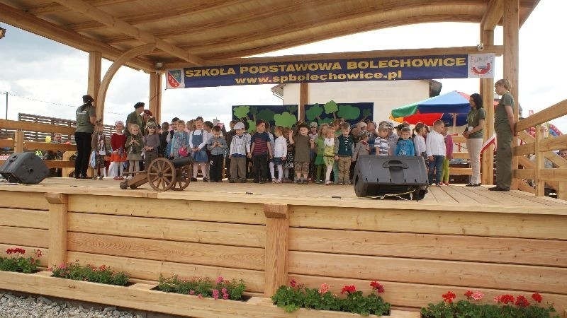 Festyn "Sobota w mundurze" w Bolechowicach