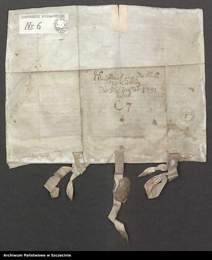 Zobacz niesamowite dokumenty średniowiecznego Słupska z archwium w Szczecinie