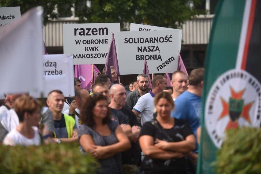 Protest przeciwko sprzedaży kopalni Makoszowy Zabrze