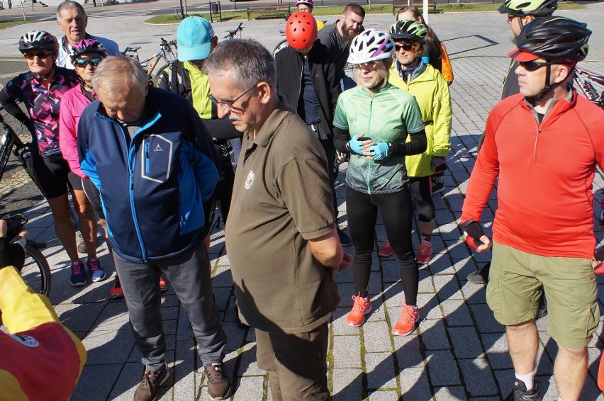 Turyści rowerowi z kilku klubów z terenu województw...