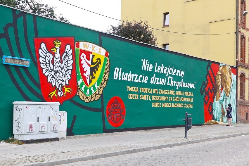 Przy Ostrowie Tumskim powstał ogromny mural stworzony przez...