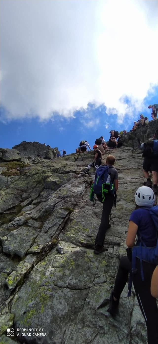 Tatry. Gigantyczne korki na...Orlej Perci. Niektórzy czekali nawet 60 minut