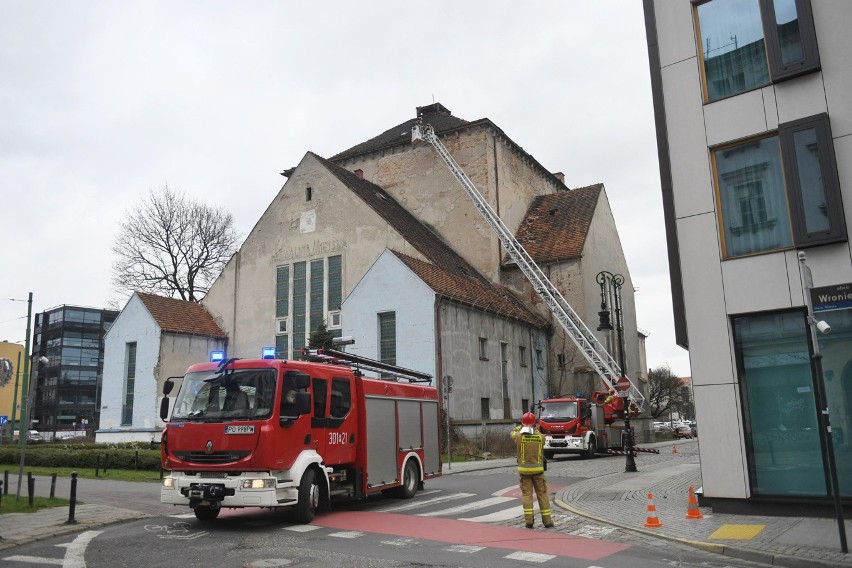 Budynek dawnej synagogi przy ul. Wronieckiej w Poznaniu od...