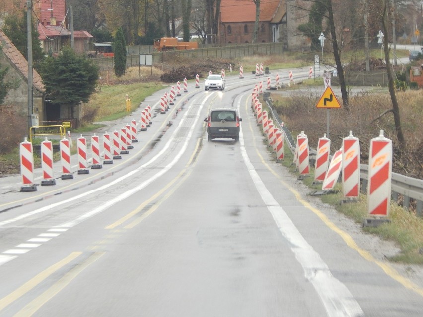 Remont na trasie DK21 Słupsk - Ustka. Kierowcy muszą uzbroić...