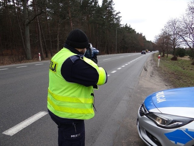 Od 18 do 20 lutego na terenie całego województwa pomorskiego policjanci będą prowadzić działania „Prędkość”. Celem tej akcji jest zwiększenie bezpieczeństwa na drogach w okresie ferii zimowych.