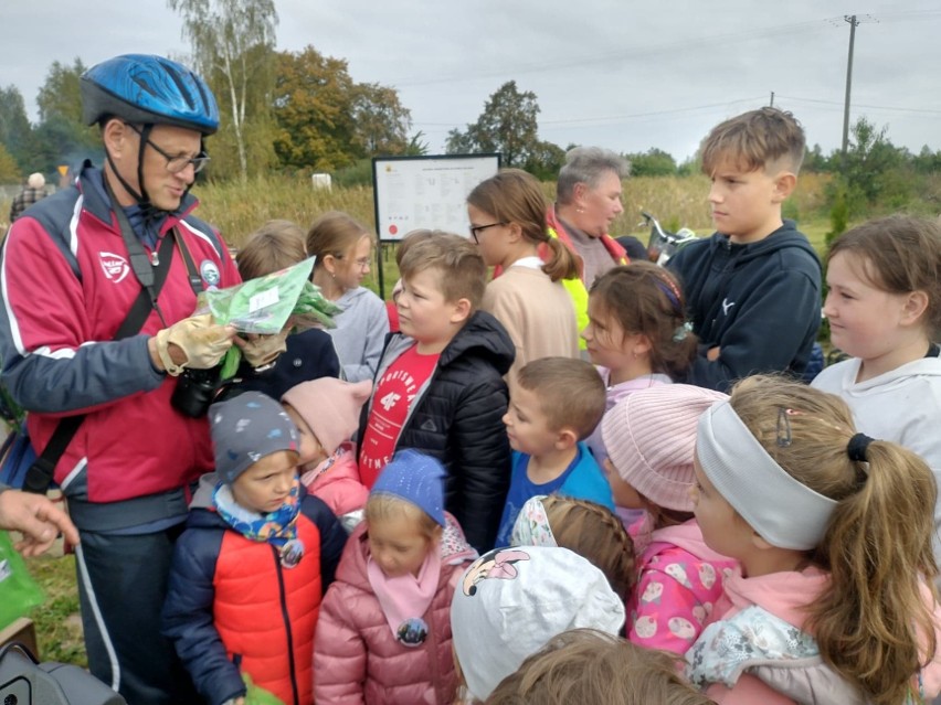 W Przysusze odbył się Parafialny Rajd Rowerowy „Nepomucen 2022”. Do wyboru były trzy trasy. Zobaczcie zdjęcia