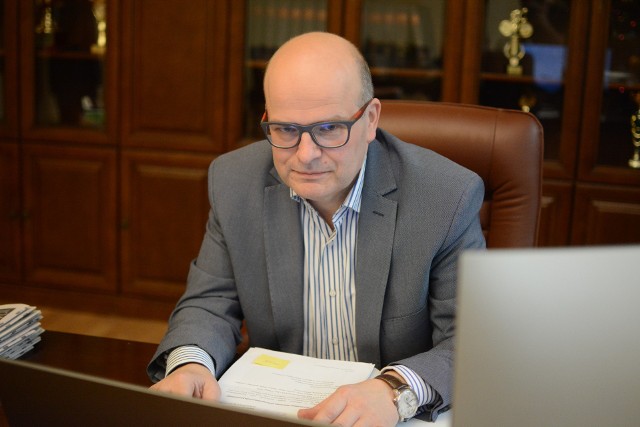 Maciej Glamowski, prezydent Grudziądza (na zdjęciu) jest bliską rodziną Pawła Adamowicz, ranionego przez nożownika podczas finału WOŚP.