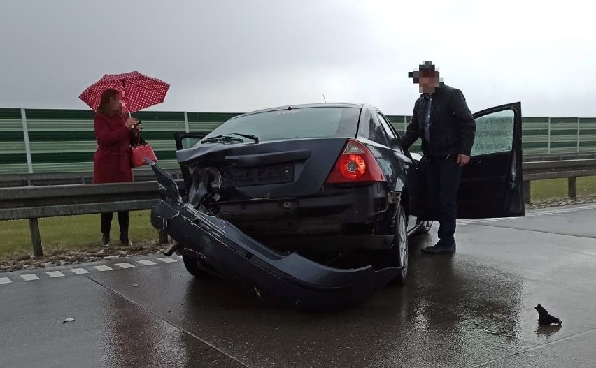 Utrudnienia na autostradzie A1 w Woźnikach po kolizji....