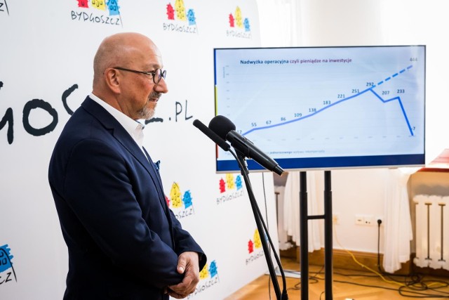 Piotr Tomaszewski powiedział, że naprawa systemu finansów publicznych samorządów to nie fantazja, ale konieczność.