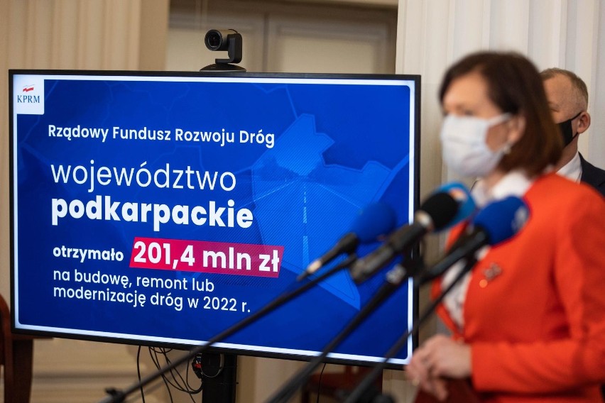 Podkarpackie gminy i powiaty otrzymały od rządu 201 mln zł...