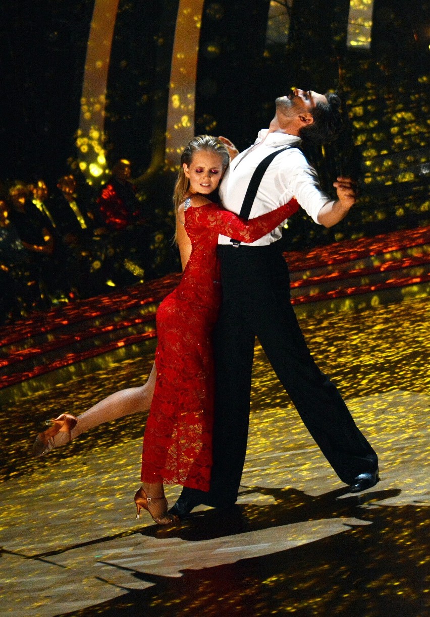 Olga cała oddaje się w tańcu.

fot. Sylwia Dąbrowa