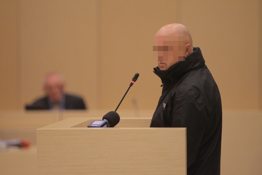 Poznański sąd przesłuchał w środę 17 świadków w procesie...