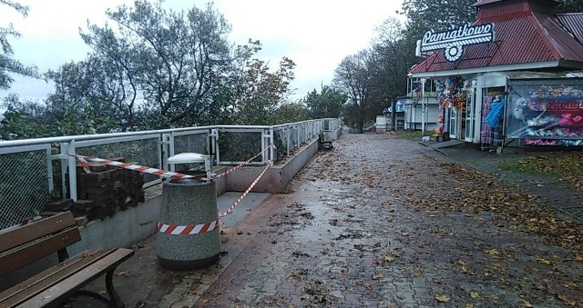 W porywach wiatr osiągał nawet do 100 km/h. Wydano ostrzeżenie meteorologiczne, wysyłane były również alerty RCB, które dotyczyły wszystkich województw. 