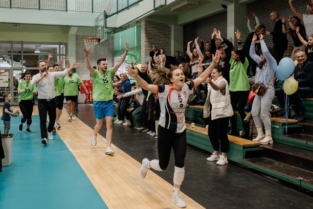 Na meczu charytatywnym w Białymstoku była dobra zabawa, sportowe emocje, a przede wszystkim wsparcie szczytnego celu
