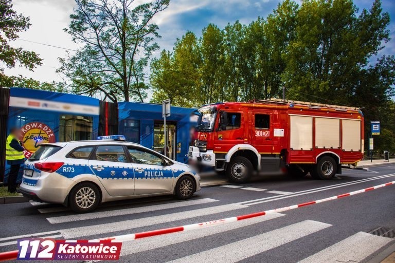 Tragiczny wypadek w Katowicach: 17-letnia uczennica śmiertelnie potrącona przez tramwaj. Wyszła ze szkoły, zginęła kilka metrów dalej