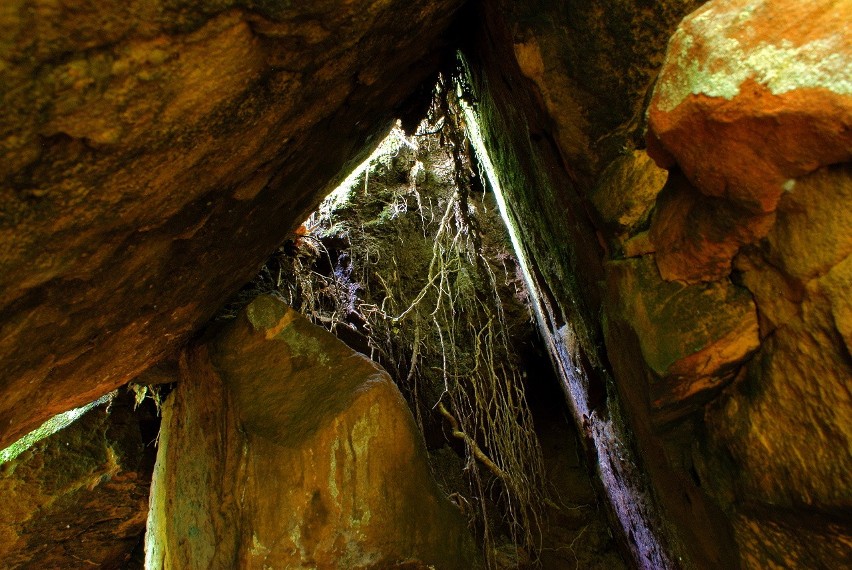 Warto zobaczyć jaskinie  w Krynkach