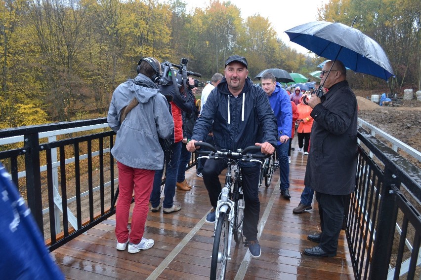 Radny z Mąkowarska też przyjechał na most