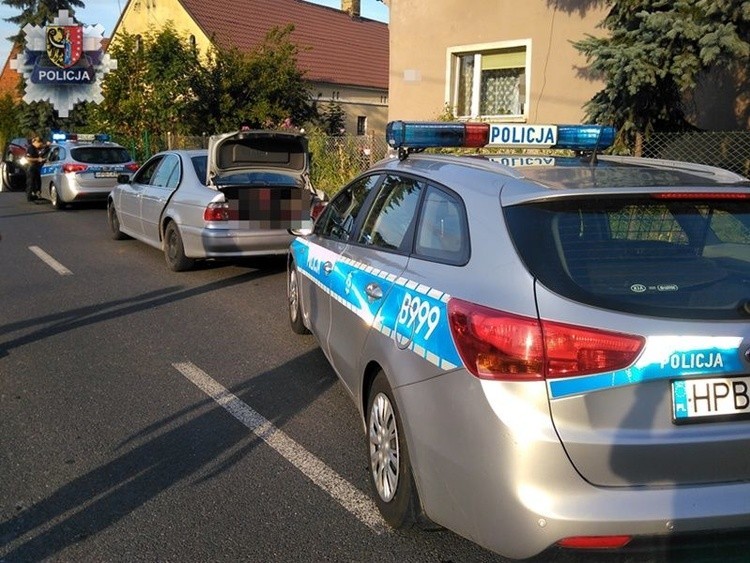 Policyjny pościg za 25-latką uciekającą BMW      