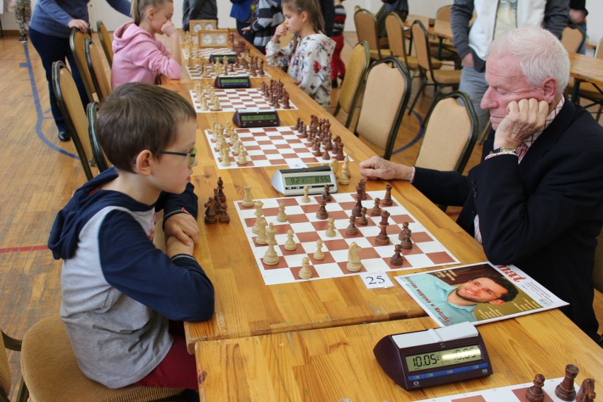 W Ruskołęce w szachy wygrywali Białorusini [ZDJĘCIA]