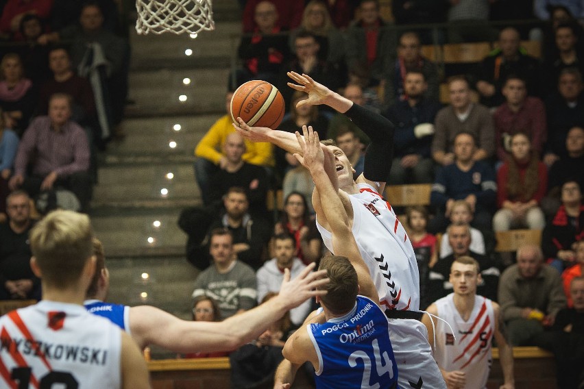 STK Czarni Słupsk - Pogoń Prudnik 67:59.