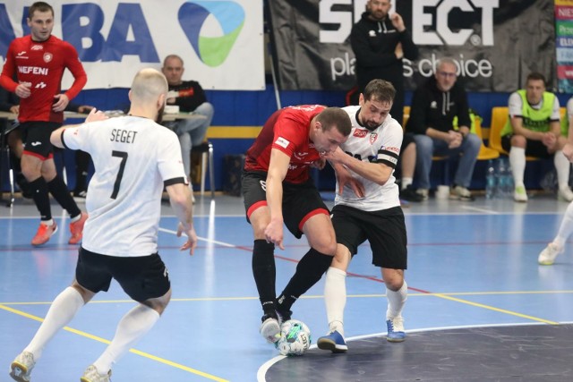 Piłkarze Cleareksu zmienią szyld na Ruch Chorzów Futsal i przejmą niebiesko-białe barwy