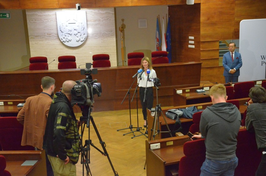 Marszałek woj. podkarpackiego Władysław Ortyl przekazał...