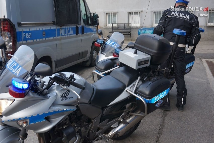 Ruszył sezon motocyklowy. Śląscy policjanci apelują o bezpieczną jazdę WIDEO