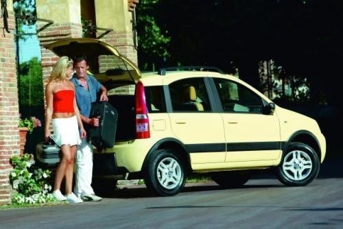 Fot. Fiat: Fiat Panda napędzany silnikiem diesla 1,3 l jest...