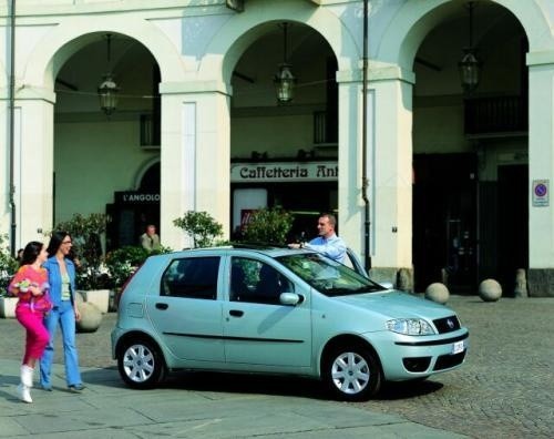 Fot. Fiat: Fiat Punto jest napędzany tym samym silnikiem...