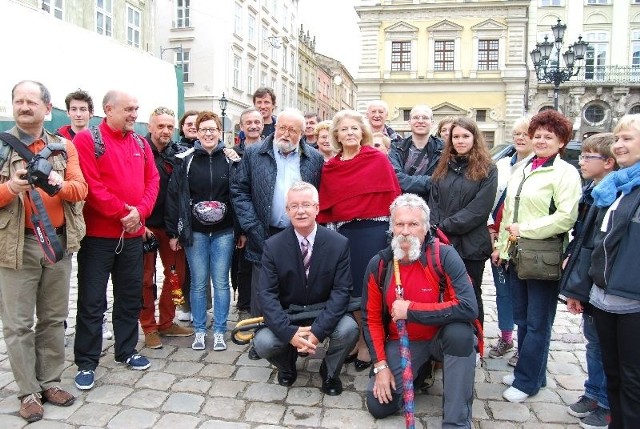 Ogromne wrażenie na uczestnikach wyprawy wywarło spotkanie na Starówce we Lwowie z Krzysztofem Pendereckim.