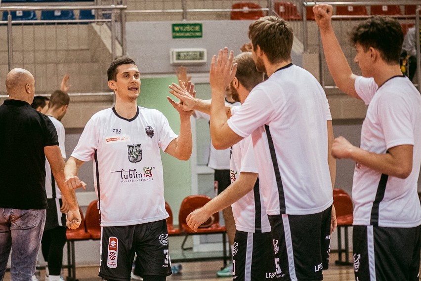 Koszykarze AZS UMCS Start II Lublin z drugą porażką w sezonie. Zobacz zdjęcia 