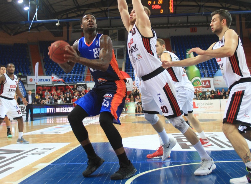 W ostatnim meczu 2017 roku koszykarze TBV Startu Lublin wysoko przegrali z MKS