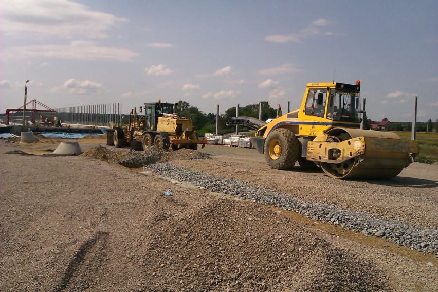 Budowa autostrady A4 w rejonie Bochni, lipiec 2012