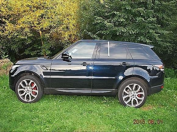 Na zdjęciu ujawniony przez policjantów Range Rover.