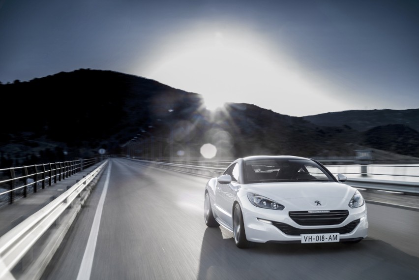 Peugeot RCZ 2013
Fot:  Peugeot