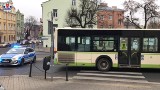 58-letni mieszkaniec Chełma został potrącony na pasach. Kierowca autobusu nie przewoził nikogo