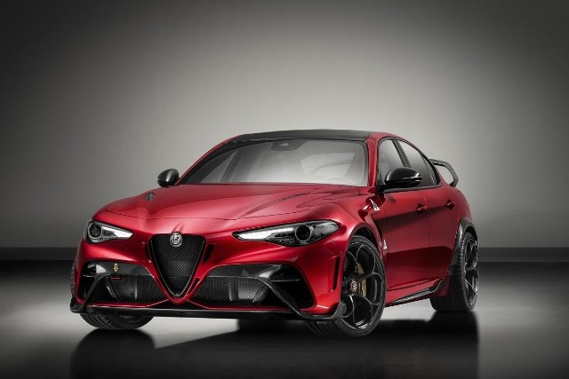 Szersza i bardziej dynamiczna wersja GTA ma być prawdziwym demonem na torach wyścigowych. Poznaliśmy ceny nowości. Fot. Alfa Romeo