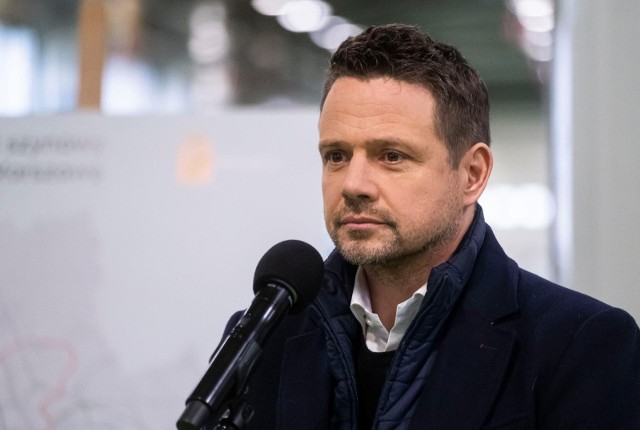 Czy Rafał Trzaskowski przyjmie rezygnacje Włodzimierza Karpińskiego ze stanowiska?
