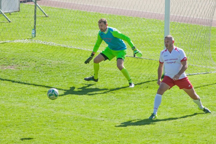 17. miejsce - Tomasz Kłos, 69 występów (z lewej Jerzy Dudek, 60 meczów w kadrze)