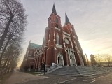 Archikatedra w Częstochowie jest jednym z symboli miasta. Jej budowa trwała... blisko sto lat! Bardzo przypomina Notre-Dame