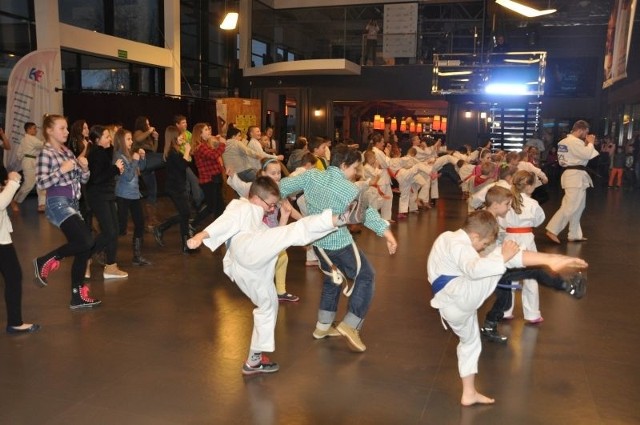 Zakończenie Zimowej Akademii Karate w Skarżysku wypadło bardzo efektownie.