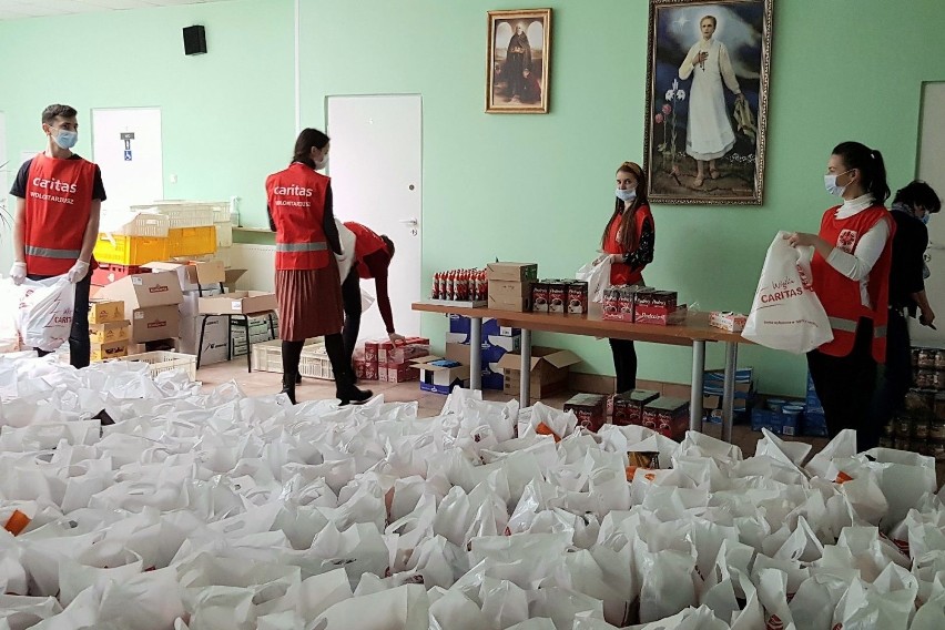 Paczki z żywnością od Caritas trafią do 1000 mieszkańców...