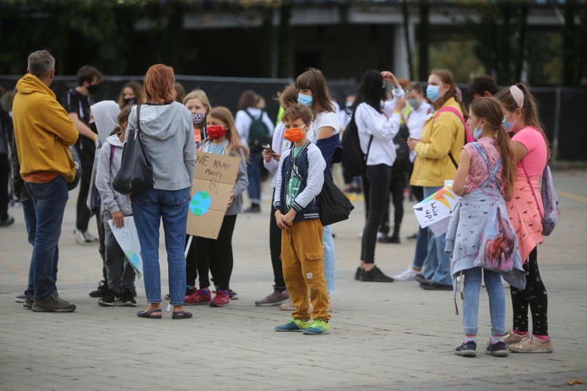 Młodzieżowy Strajk Klimatyczny w Katowicach....