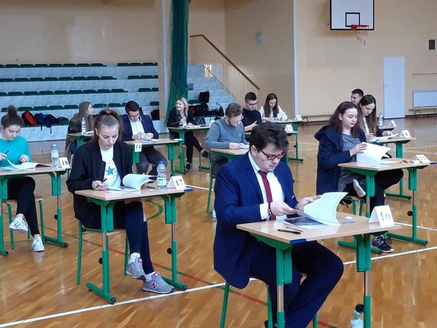 Próbna matura 2019 w LO Małogoszcz