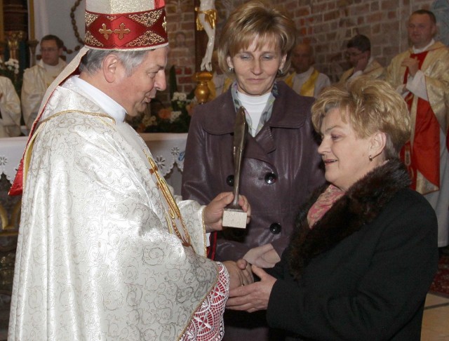 Krystyna Bielawska została tegoroczną laureatką nagrody Viventi Caritate-Żyjącemu Miłością przyznawaną przez Kapitułę Funduszu Biskupa Jana Chrapka.