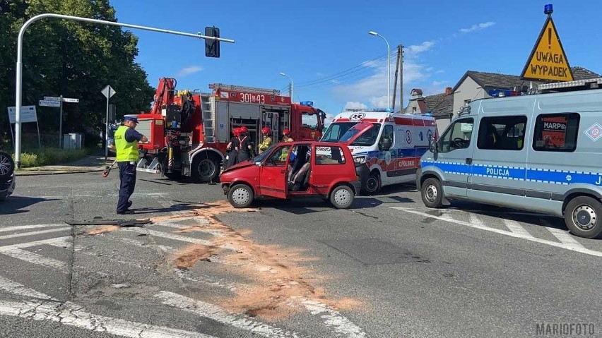 Wypadek w Opolu. Renault megane zderzyło się z fiatem