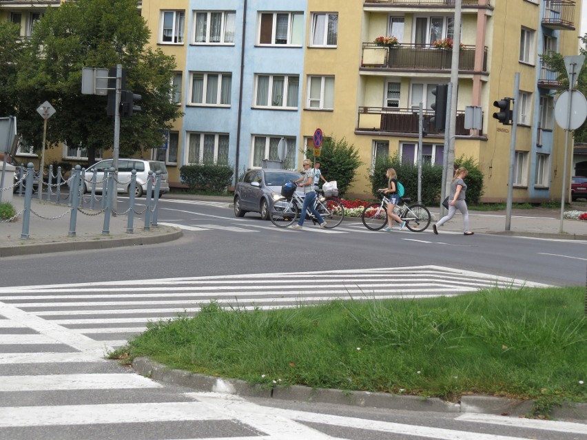 Zbyt krótko pali się zielone dla pieszych w Brodnicy