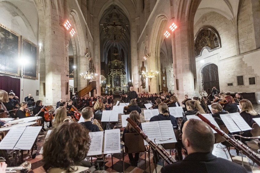 "Koncert dla Pokoju. Poeci polscy z Ukrainą w sercu" w...