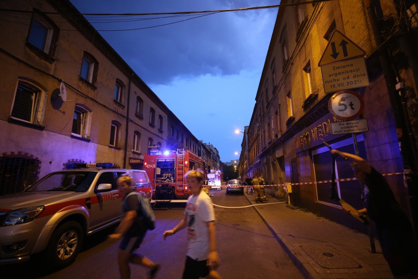 Chorzów. Tragiczny pożar na ulicy Cmentarnej. Jedna osoba...